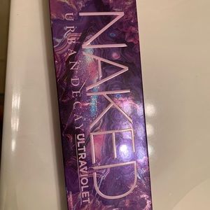 Urban Decay Naked UltraViolet eyeshadow palette